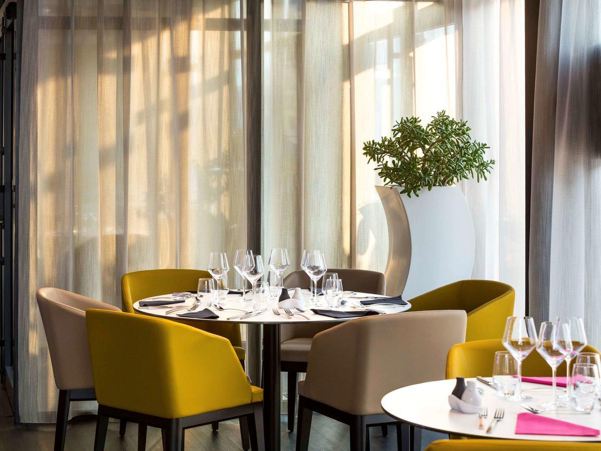 Mercure Cherbourg Centre Port Eksteriør billede